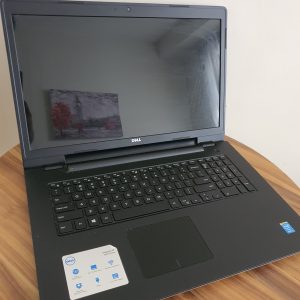 Dell inapiron 7000 17